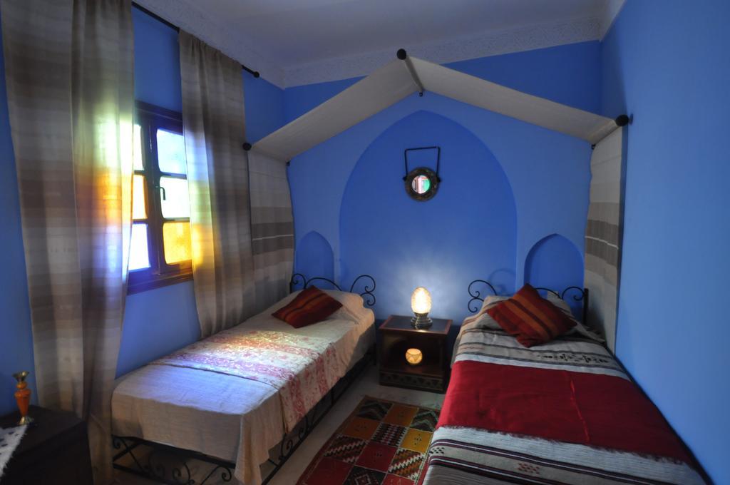 Riad La Famille Marrakesh Kamer foto